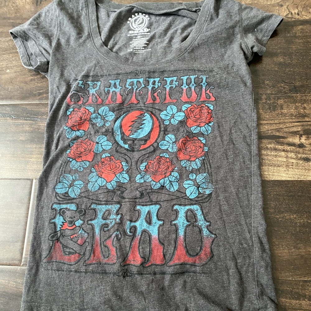 The Grateful Dead Tee